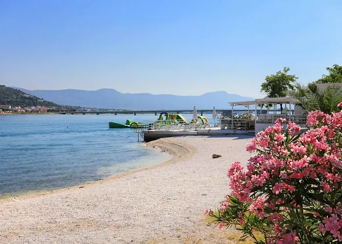 Appartement With Parking Space - 15349 *